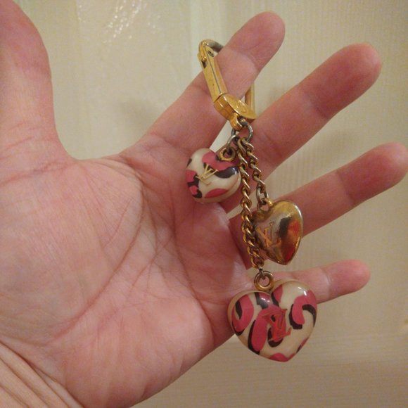 Louis Vuitton Stephan Sprouse Leopard Heart Charm - Picture 4 of 8